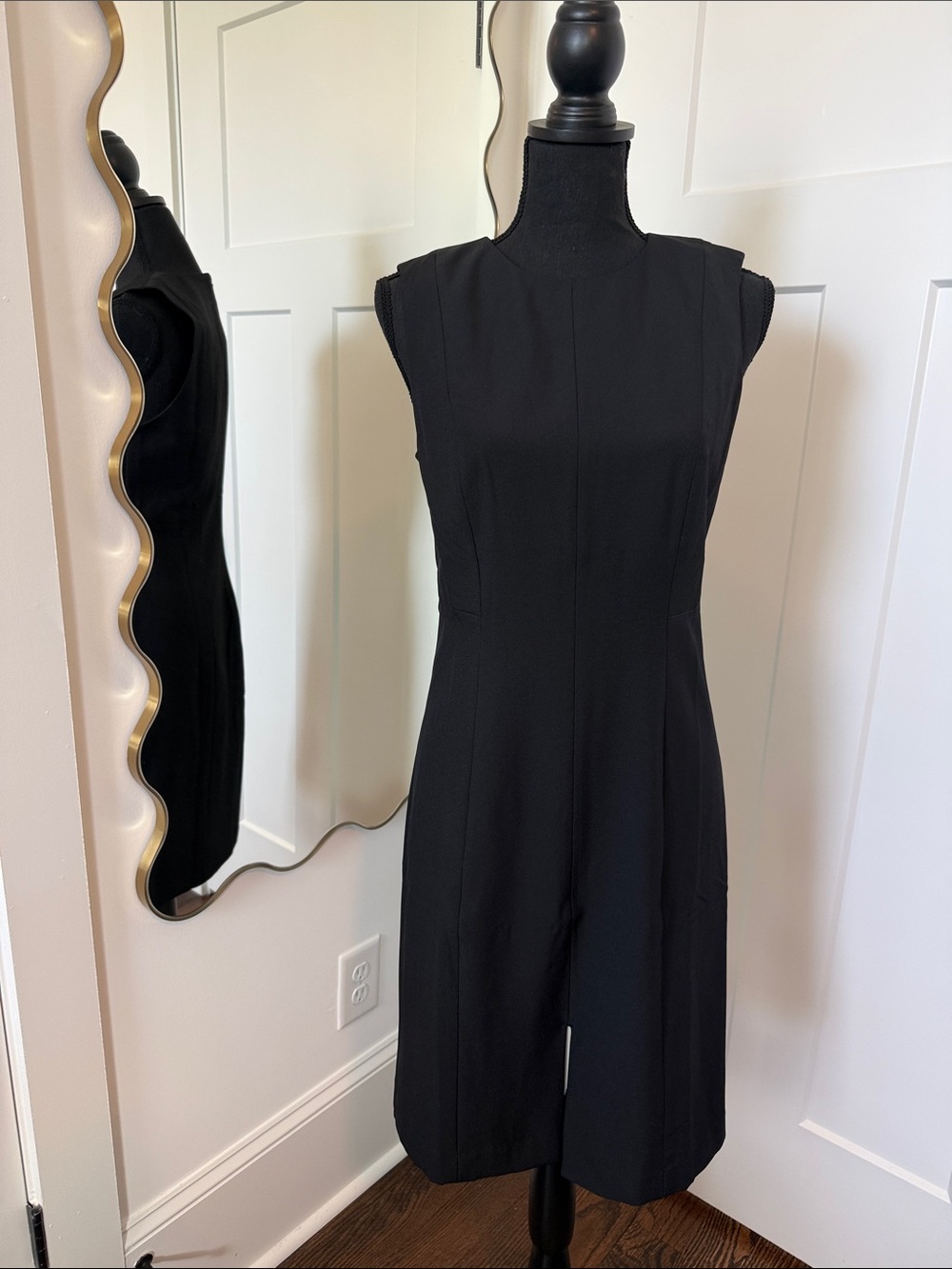Banana Republic Black Sleeveless Tailored Dress